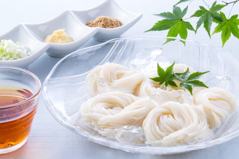 お盆期間におすすめの食べ物「そうめん」